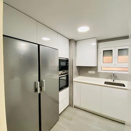 Apartament En Junto A Estacion De Metro By Mo